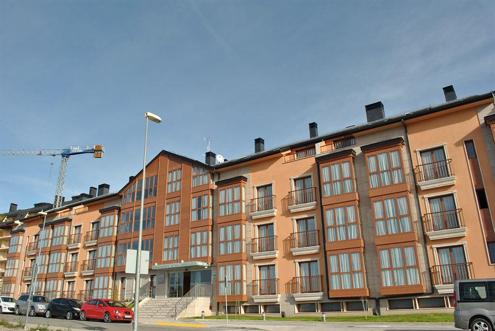 Apartahotel & Spa Jacetania Jaca Exterior photo
